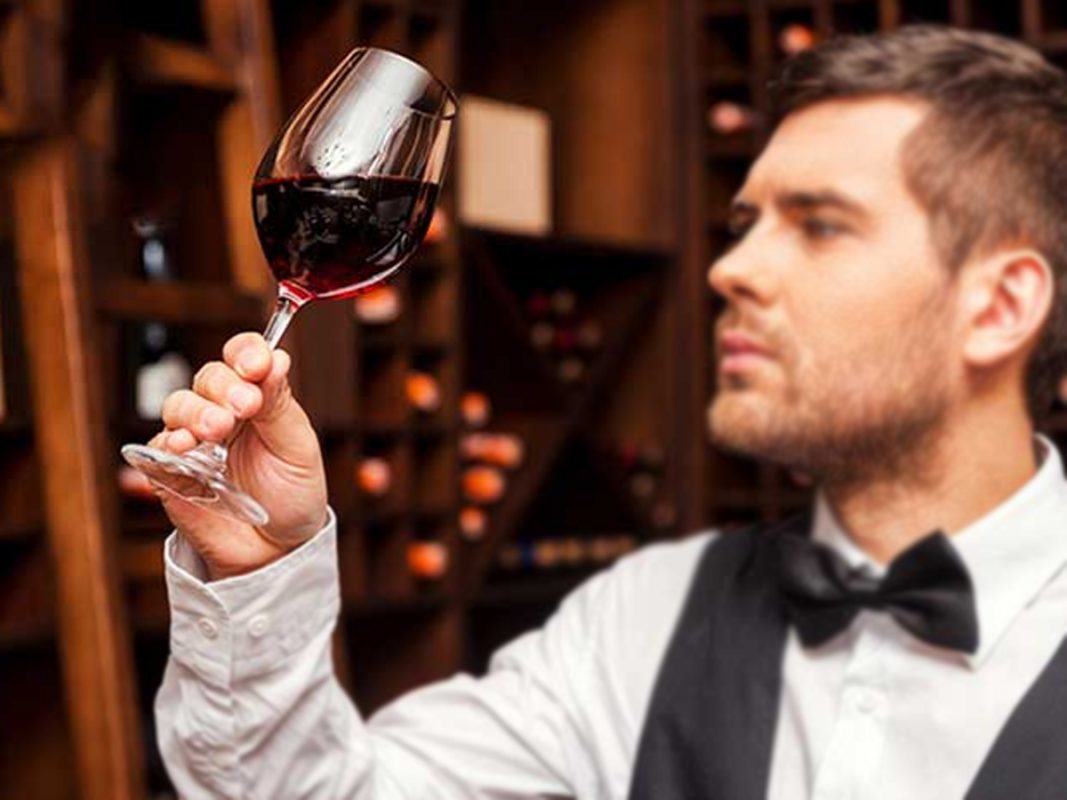 Làm sao để “nếm” vang đúng cách? – Hướng dẫn cho người mới