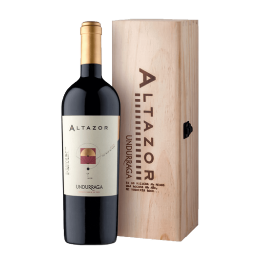 Chilean wine Undurraga Altazor with box